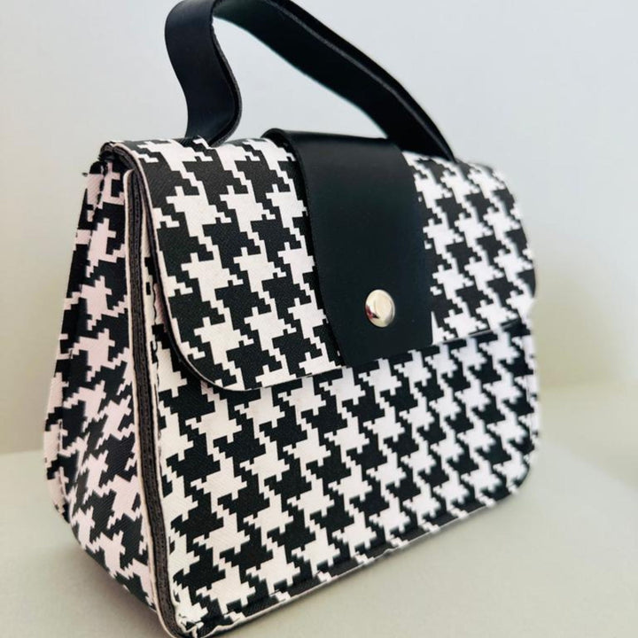 black white beauty bag