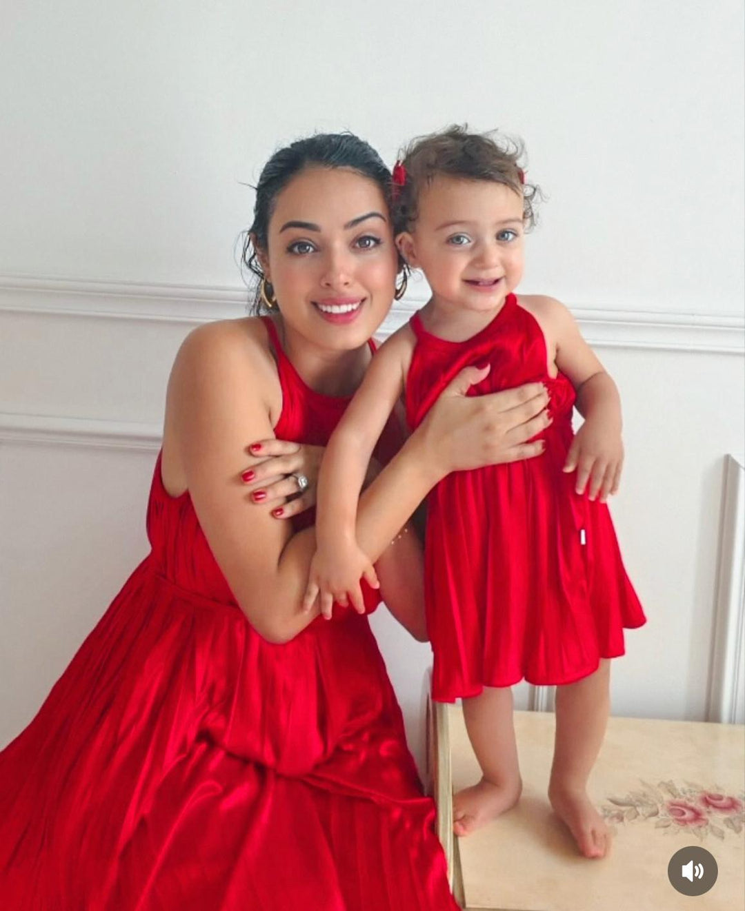 Ruby Pleats Mum and Mini Matching Set
